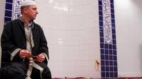 Dr Besim Hasani. Imam di masjid Melbourne yang bisa 6 bahasa. (ABC Australia/Erwin Renaldi)