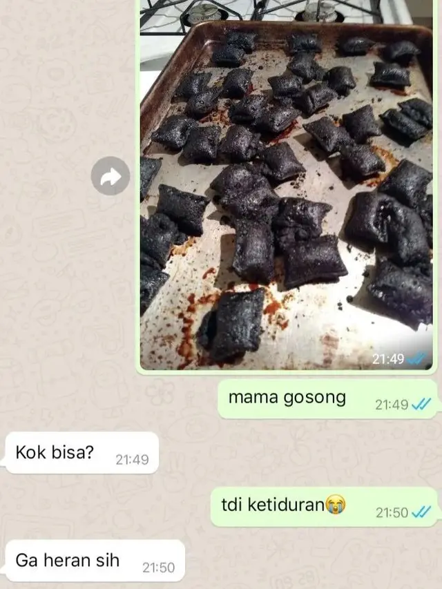 6 Chat Anak Lapor Mama Saat Gagal Masak Ini Bikin Senyum Tipis