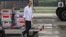 Presiden Joko Widodo saat melepas bantuan tahap tiga untuk penanganan gempa di Turki dan Suriah di di Base Ops Lanud Halim Perdana Kusuma, Jakarta, Selasa (21/2/2023). Jokowi mengungkapkan pemerintah Indonesia sebelumnya telah mengirimkan tim SAR dan tim medis dan rumah sakit lapangan untuk korban gempa Turki dan Suriah. (Liputan6.com/Faizal Fanani)