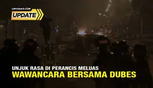Prancis dilanda kerusuhan pasca ditembak matinya seorang remaja Prancis keturunan Aljazair berusia 17 bernama Nahel M. Tragedi tersebut terjadi pada Selasa (27/6/2023), di Kota Nanterre, pinggiran Paris. Terkait kerusuhan Prancis, Kedutaan Besar Repu...