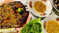 Kuliner ikan bakar kakap merah dengan sambal khas Gorontalo ini mudah ditemukan di berbagai rumah makan pesisir dan kedai-kedai sederhana di Kota Gorontalo (Arfandi ibrahim/Liputan6.com)