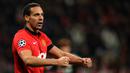 Rio Ferdinand (432) - Ferdinand menjadi tembok kokoh skuat The Red Devils di bawah Sir Alex Ferguson. Berkat ketangguhannya, Ferdinand tercatat 432 kali dimainkan Sir Alex Ferguson. (AFP/Patrik Stollarz)