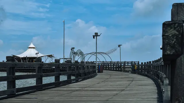 Ancol, credit: Unsplash Syharil