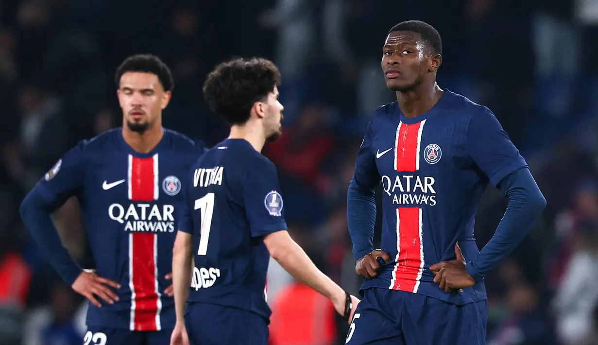 PSG sudah dipastikan juara beberapa pekan lalu, jadi laga ini tidak begitu krusial. Hasil ini membuat PSG mengemas 78 poin, masih di puncak klasemen Ligue 1. Sementara Nice naik ke peringkat empat dengan raihan 54 poin dari 31 laga. (AFP/Franck Fife)