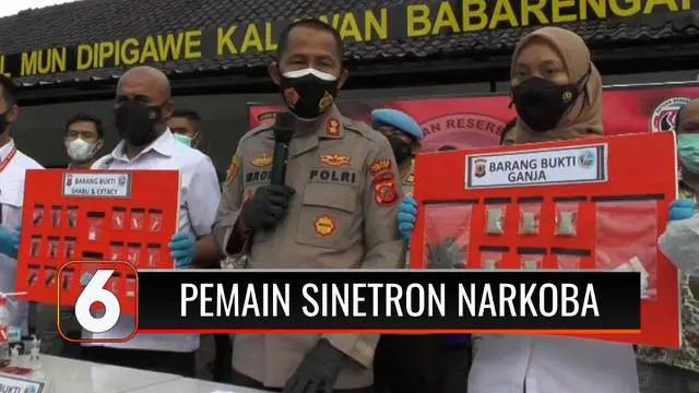 Pemain sinetron di salah satu stasiun televisi, berinisial NJ ditangkap polisi saat mengkonsumsi sabu di hotel di kawasan Cimahi, Jawa Barat. Polisi mengamankan barang bukti berupa satu bungkus sabu dan dua paket ganja.
