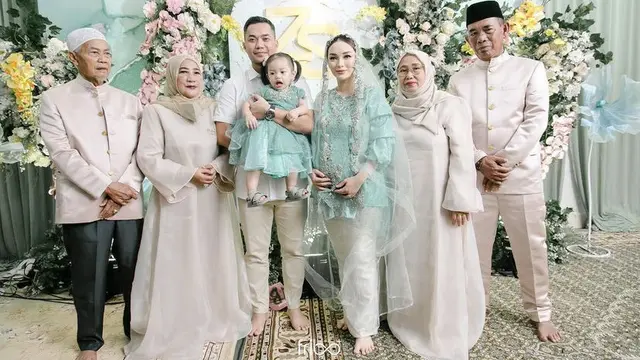 Zaskia Gotik, credit: @zaskia_gotix