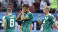 Ekspresi pemain Korea, Ju Se-jong usai timnya mengalahkan Jerman pada laga grup F Piala Dunia 2018 di Kazan Arena, Kazan, Rusia, (27/6/2018). Korea menang atas Jerman 2-0. (AP/Lee Jin-man)