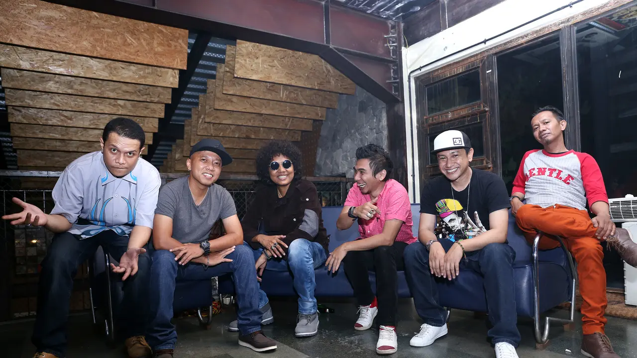 T-Five