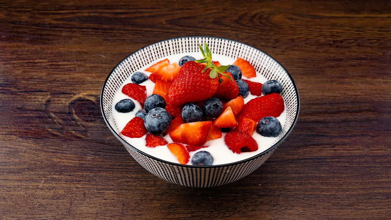 ilustrasi greek yoghurt/unsplash
