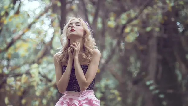 [Bintang] Tarot Hari Ini: Jaga Hati, Jaga Uang, Jangan Sampai Tergoda!