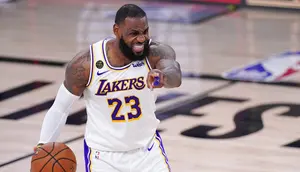 LeBron James Tinggalkan Lakers, Belum Mau Pensiun dari NBA