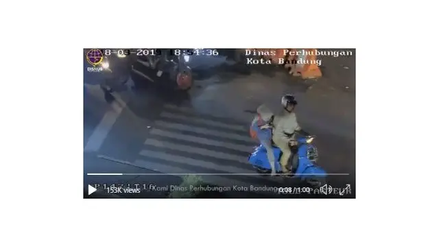 Tegur Pengendara Motor di Zebra Cross, Aksi Petugas ATCS Ini Bikin Ngakak