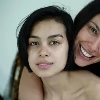 Ungkapan bangga Sophia Latjuba untuk Eva Celia. (instagram/sophia_latjuba88)