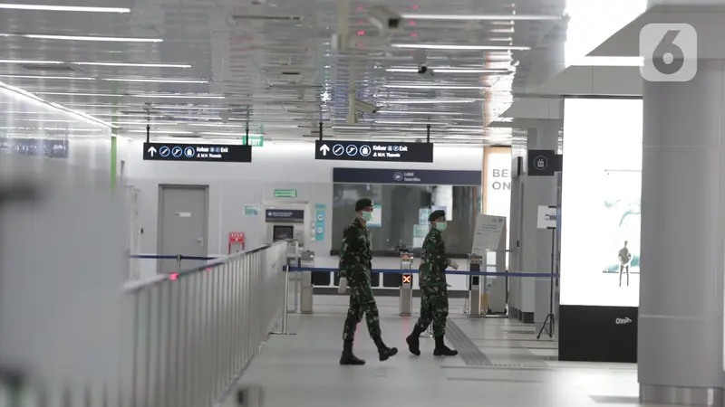 Penerapan New Normal, Stasiun MRT Bundaran HI Dijaga TNI