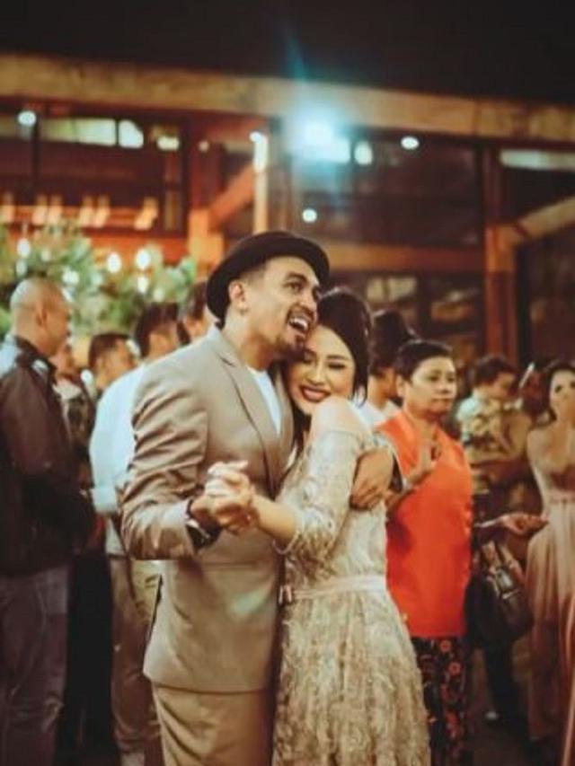 Glenn Fredly - Mutia Ayu (Foto: Instagram/@mutia_ayuu)