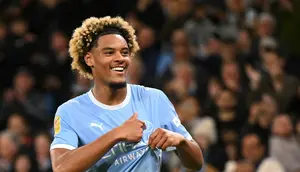 Debut Gemilang Floyd Samba, Manchester City Lumat Norwich City 5-0 di Carabao Cup