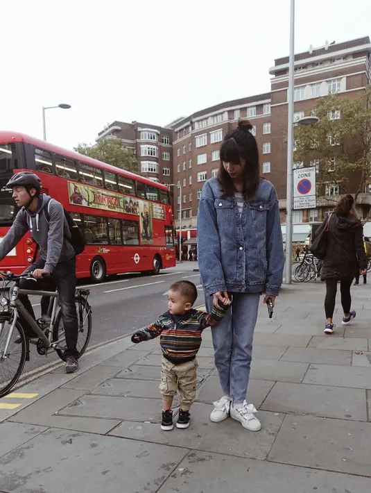 (Instagram/laurabas)