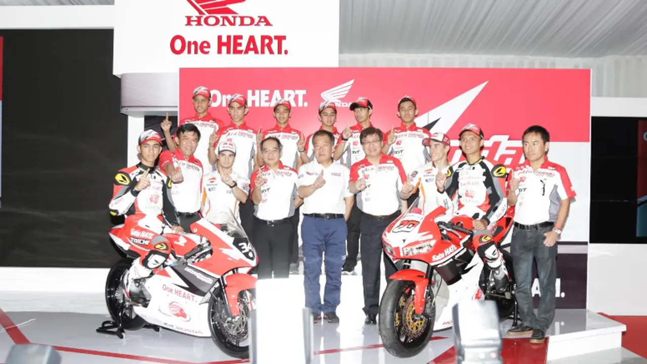 Pesan Marquez dan Pedrosa untuk 2 Pebalap Muda Indonesia 