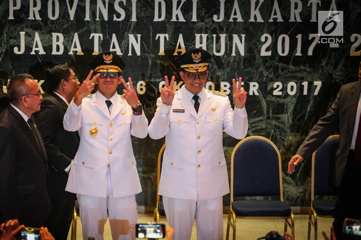 Resmi Pimpin DKI Jakarta, Anies Baswedan Teken Dokumen Sertijab