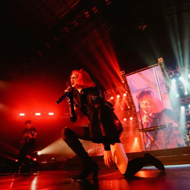 [Fimela] Lexiconcert Isyana Sarasvati Jakarta