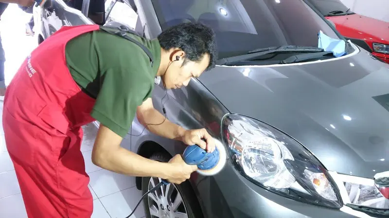 Coating bodi mobil berbasis air