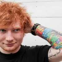 Ed Sheeran membuat para penggemar terkejut dengan berita tersebut. 