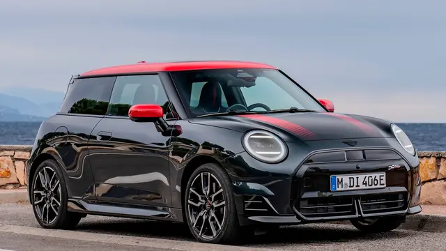 Mini Cooper Listrik Trim John Cooper Works