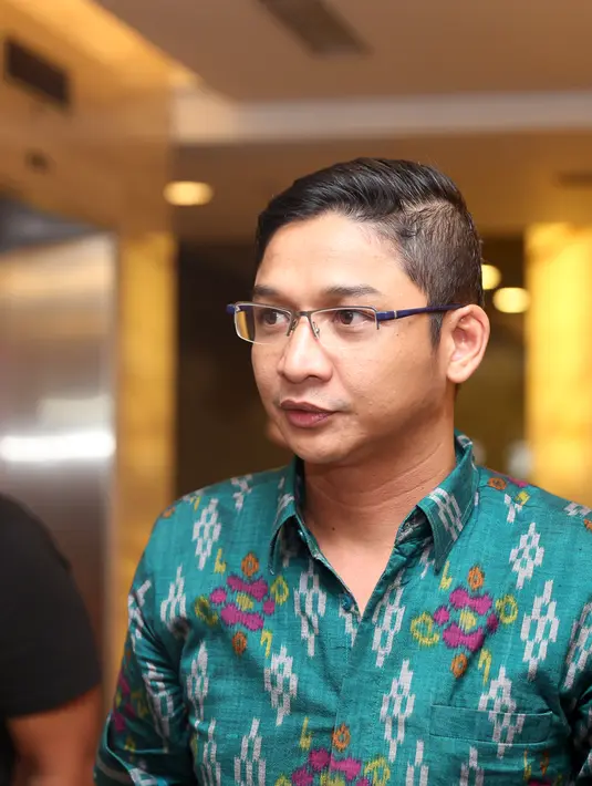 Pasha memang belum mau banyak bicara mengenai hasil sementara yang telah diperolehnya ini. Meski sempat beredar foto mesranya dengan Angel Karamoy, Pasha tetap bersyukur dengan keunggulannya di Pilkada. (Andy Masela/Bintang.com)