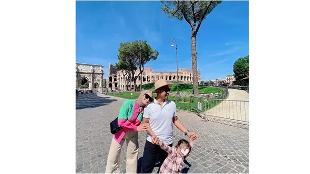 Hamil Anak Kedua, Ini 6 Potret Gaya Liburan Sheza Idris dan Suami