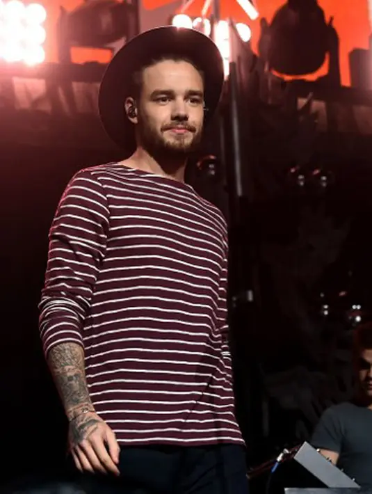 Sumber juga mengatakan, meskipun Liam dan Cheryl bingung memutuskan nama anaknya itu namun mereka tetap berbahagia atas kehadiran Beruang Kecil nya yang telah mewarnai kehidupan mereka. (AFP/Bintang.com)