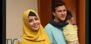 Persidangan pertama Risty Tagor dan Stuart Collin, menghasilkan mediasi kembali yang akan dilaksanakan pada 12 Oktober mendatang. Selama persidangan, Stuart Collin sempat pertanyakan keadaan jabang bayinya kepada Risty