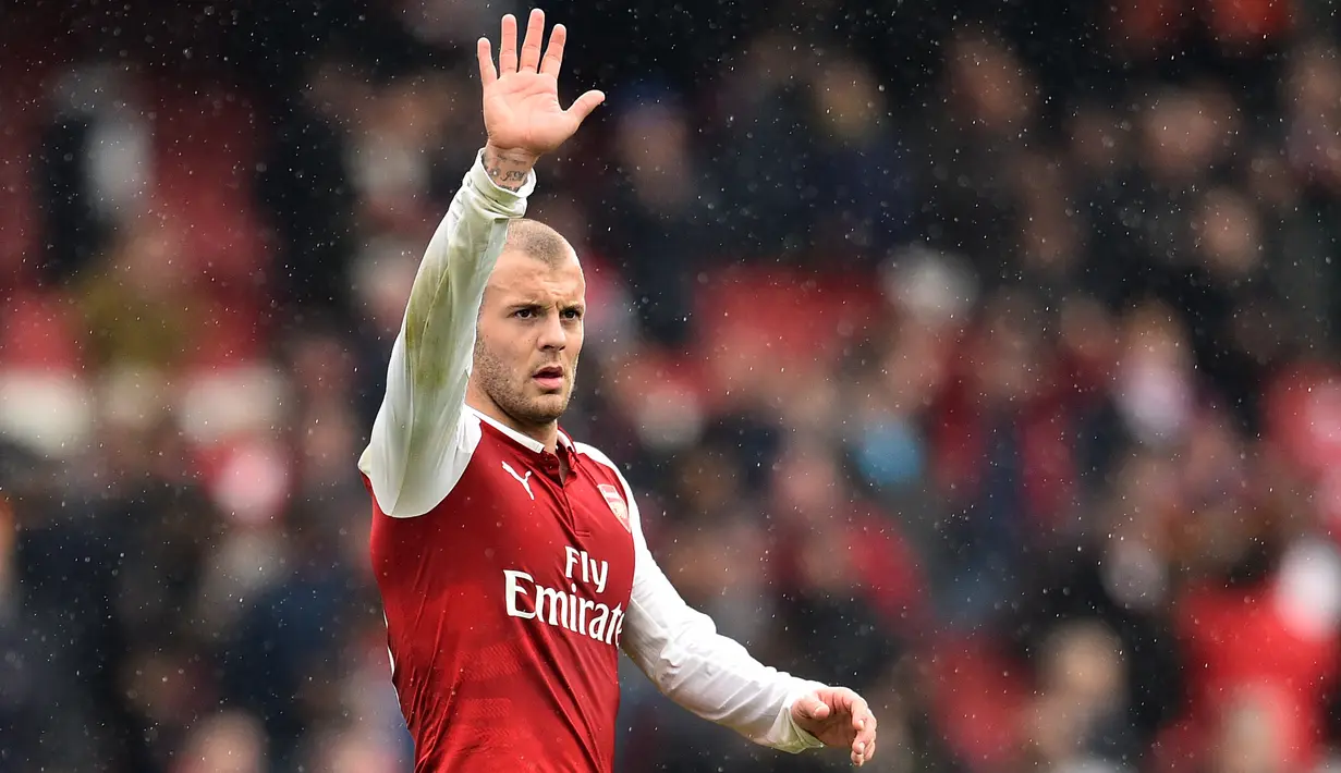 4. Jack Wilshere - Sempat diincar Juventus, gelandang Arsenal ini akhirnya resmi berlabuh di West Ham. The Hammers mengamankan jasa kreator asal Inggris ini dengan status bebas transfer dengan kontrak tiga musim. (AFP/Glyn Kirk)