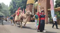 Parade satwa dan budaya di Taman Safari Indonesia. (Liputan6.com/Achmad Sudarno)