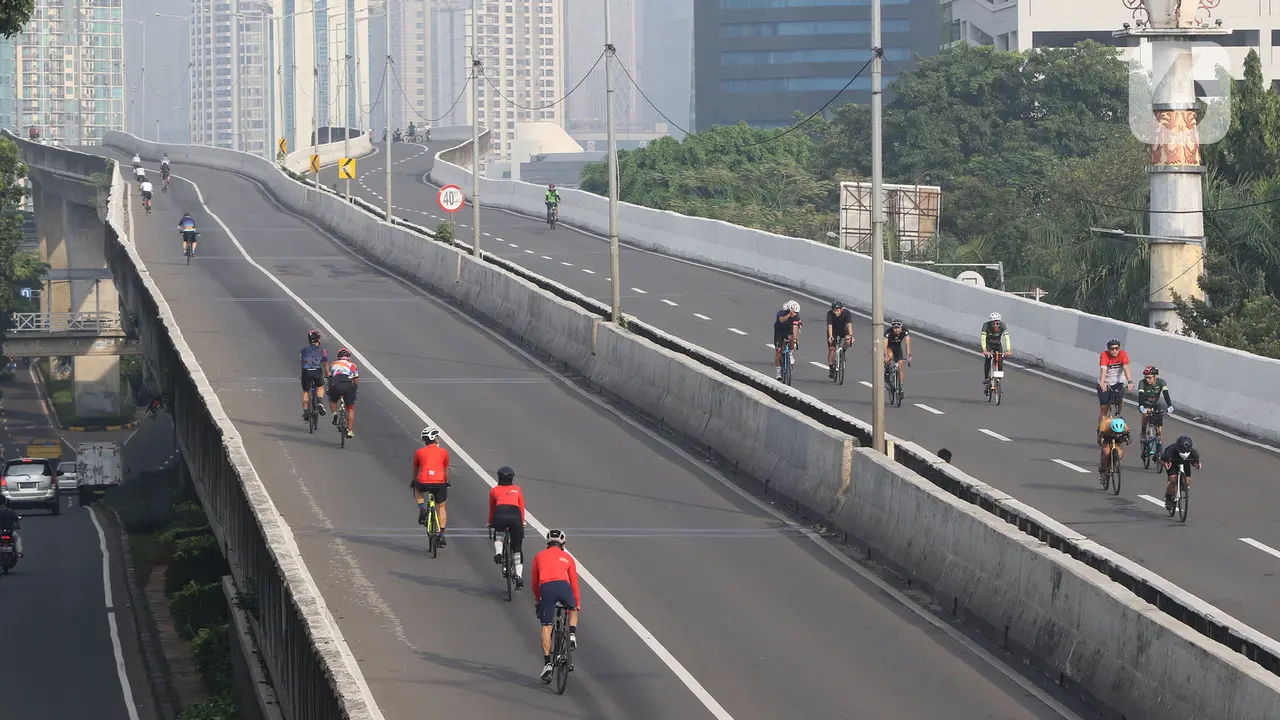 Uji Coba Kedua Road Bike JLNT Kampung Melayu-Tanah Abang