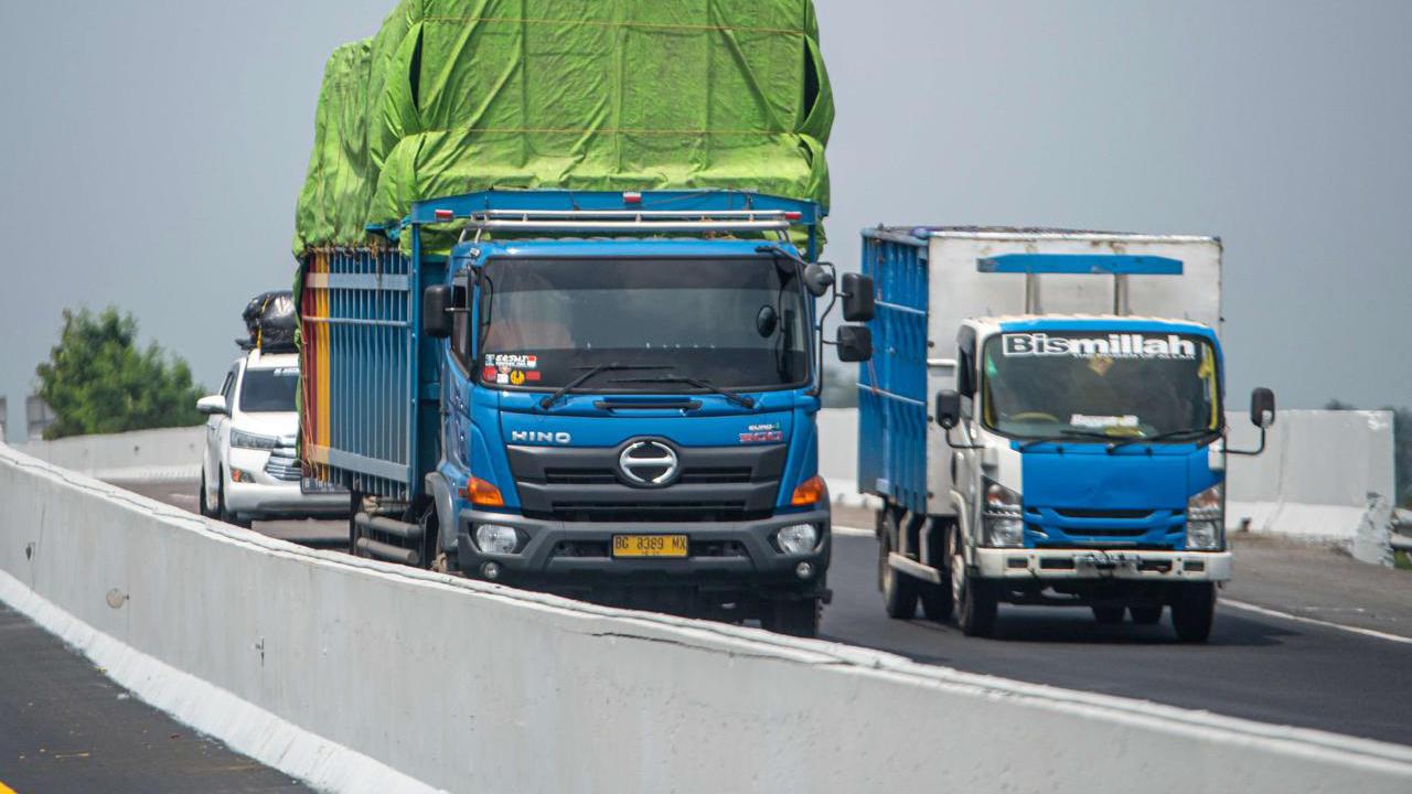 Kemenhub: Truk Sumbu Tiga Dilarang Lewat Jalan Tol Sepanjang Libur Nataru