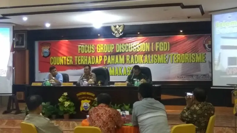 Diskusi bertajuk 'Counter terhadap Radikalisme dan Terorisme' di Mapolrestabes Makassar