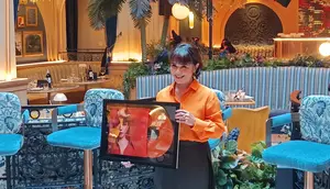 Ruth Sahanaya Sewindu Tak Rilis Album, Kini Comeback Lewat EP Merindu di Usia 60 Tahun