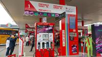 Pertamax Green 95 sudah terpampang di SPBU Pertamina Jalan MT Haryono, Jakarta. Ini merupakan produk BBM campur bioetanol dengan tingkat RON 95. Foto: Liputan6.com/ Arief R