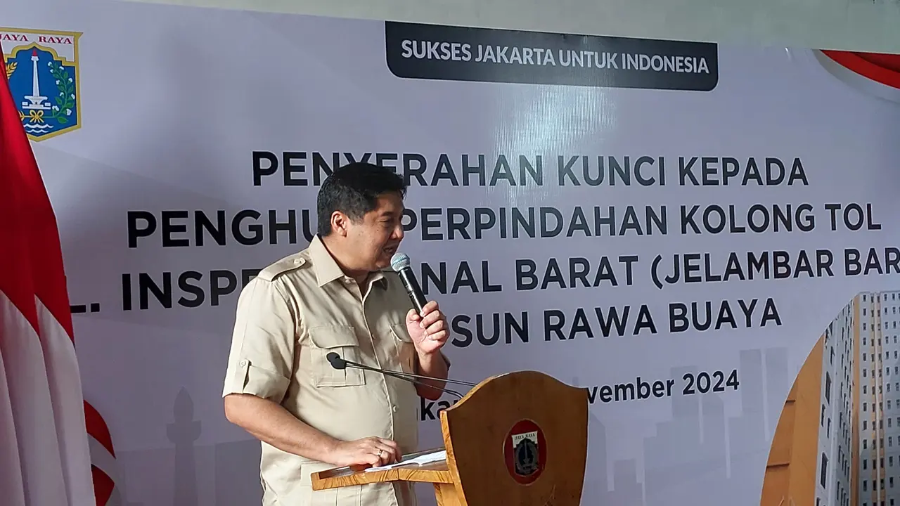 Menteri Perumahan dan Kawasan Permukiman Maruarar Sirait  Rumah Susun Lokbin Rawa Buaya, Jakarta Barat, Sabtu (30/11/2024). (Arief/Liputan6.com)