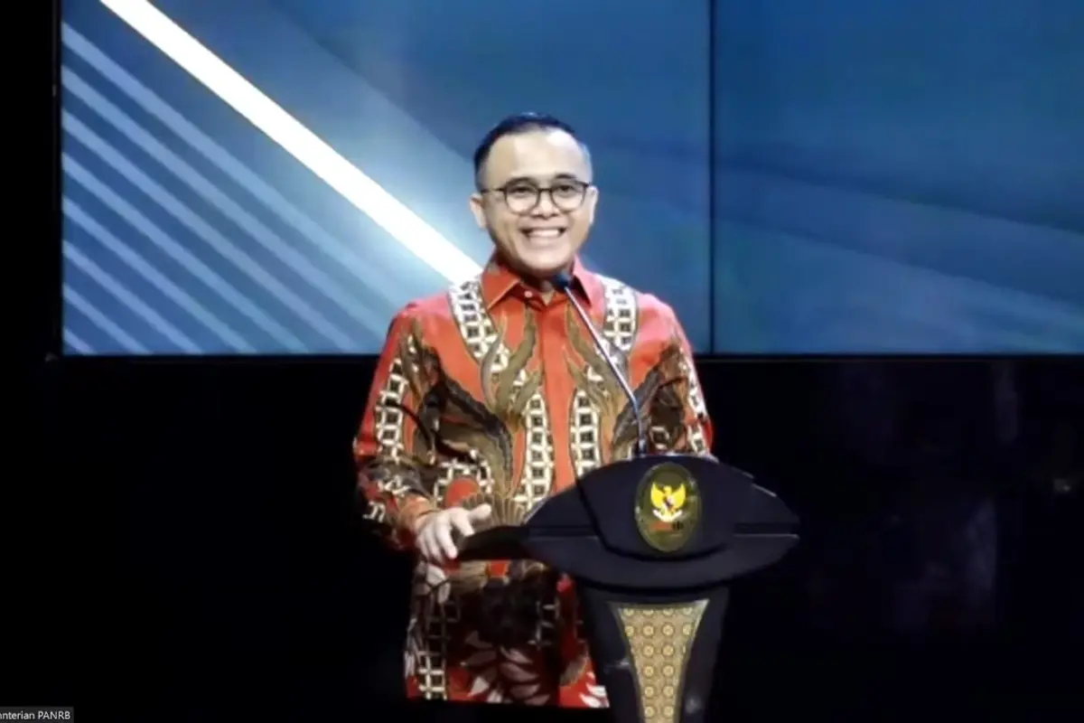 Menteri Pendayagunaan Aparatur Negara dan Reformasi Birokrasi (PANRB) Abdullah Azwar Anas, mengatakan jika keberadaan honorer ASN menjadi tantangan tersendiri bagi Indonesia.