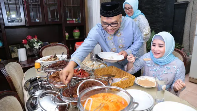 [Bintang] Prilly Latuconsina