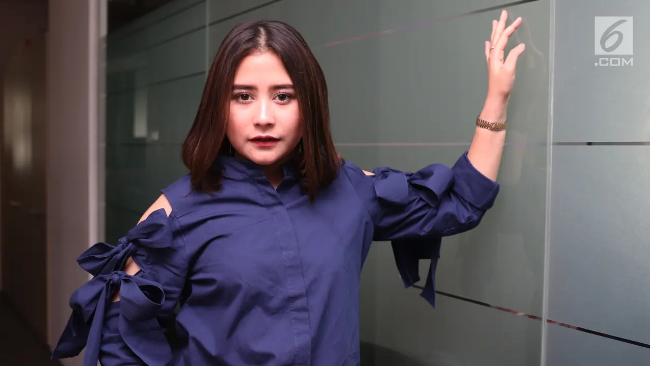 Prilly Latuconsina