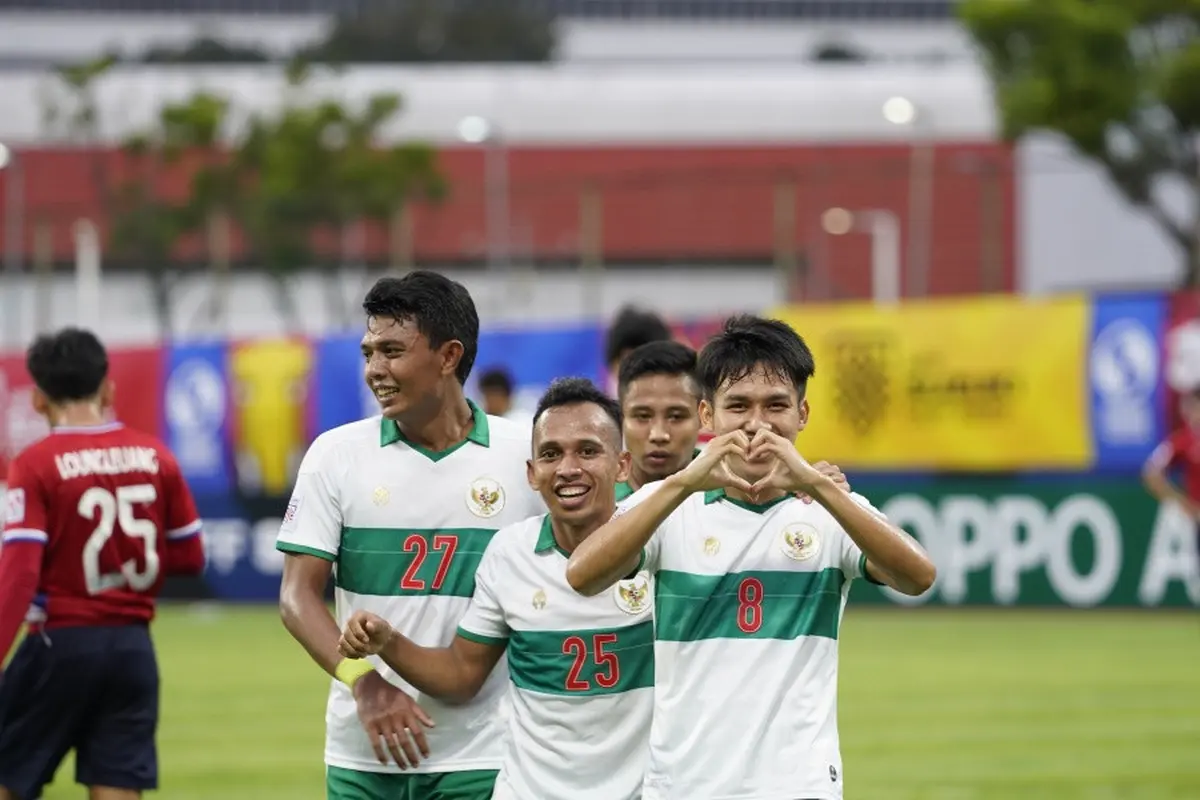 Winger Timnas Indonesia, Witan Sulaeman merayakan gol di Piala AFF 2020.