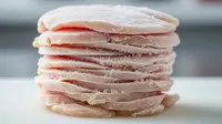 Cara Memisahkan Ayam Fillet Tipis Tanpa Sobek Saat Masih Beku, Perhatikan Teknik yang Aman