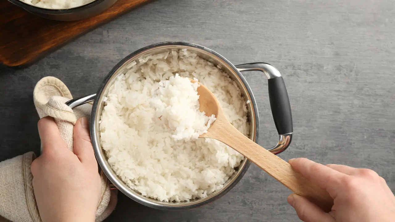 Cara Aman Masak Nasi agar Terhindar dari Diabetes (Africa Studio/shutterstock)