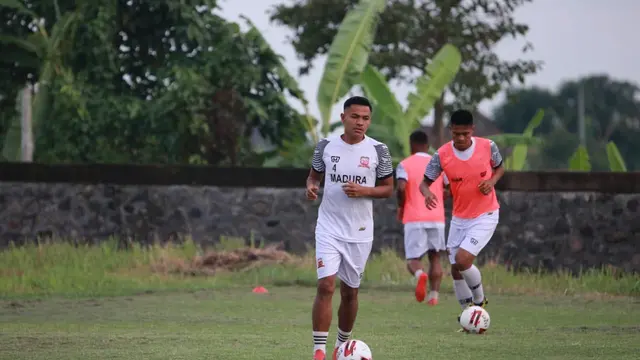 Asep Berlian, Madura United