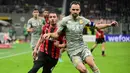 Milan Badelj (Genoa). Gelandang Kroasia berusia 33 tahun ini telah 2 musim membela Genoa di Serie A sejak didatangkan dari Lazio pada awal musim 2020/2021 dengan nilai transfer 1,95 juta euro. Pada musim 2022/2023 Genoa harus bermain di Serie B usai terdegradasi di akhir musim 2021/2022. Selain Genoa dan Lazio, ia juga pernah membela Fiorentina di Serie A. Dua musim membela Genoa ia total telah tampil dalam 66 laga di semua ajang dengan torehan 2 gol dan 7 assist. (AFP/Miguel Medina)