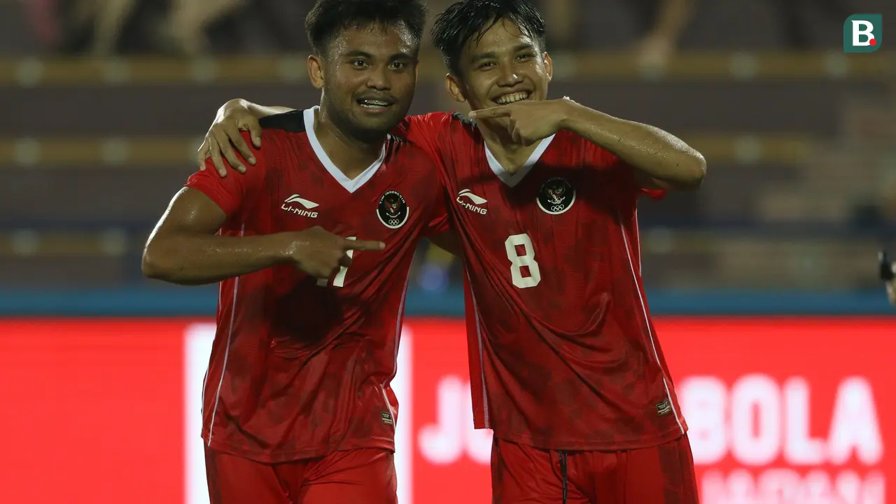 Witan Sulaiman (kanan) dan Saddil Ramdani