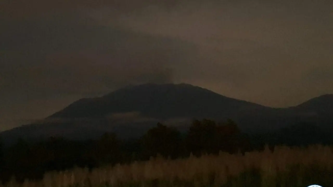Gunung Raung Erupsi Lagi Masyarakat diminta tetap waspada (Istimewa)