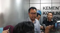 Kepala Kebijakan Publik Facebook Indonesia Ruben Hattari saat di Kantor Kemkominfo, Jakarta, Selasa (15/5/2018). Liputan6.com/Agustin Setyo Wardani